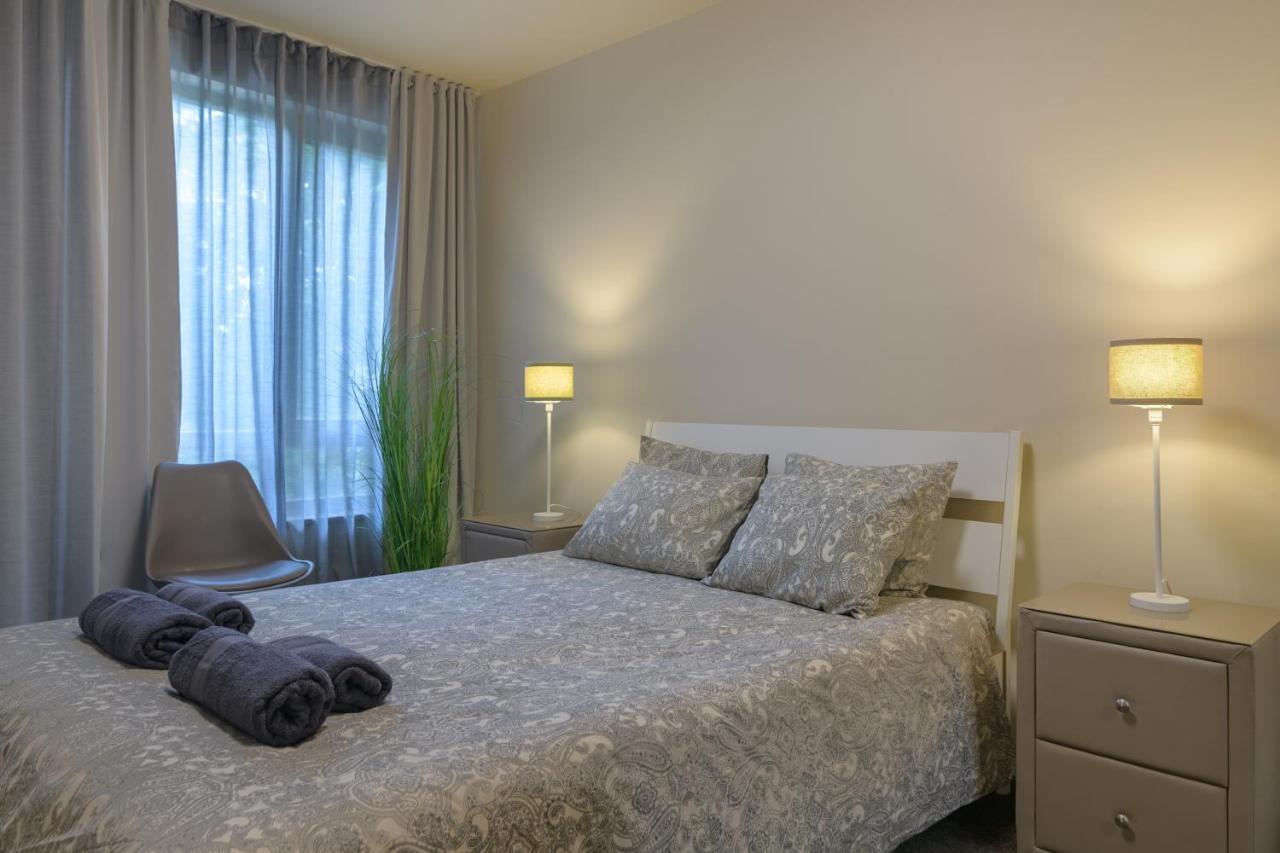 Мarelis Luxe Port Apartment Varna Exterior photo